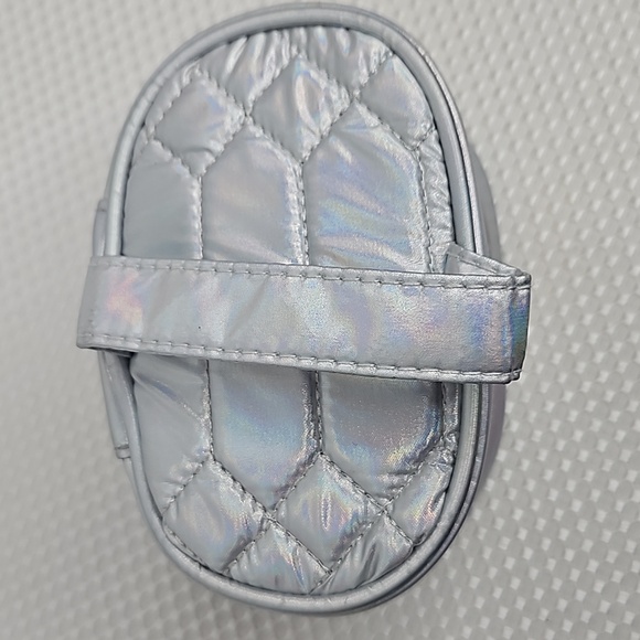 AIMEE KESTENBERG SILVER MAKE-UP CASE - Picture 5 of 8